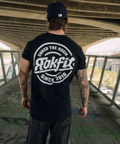 RF Shred The Norm Badge - Active Tee