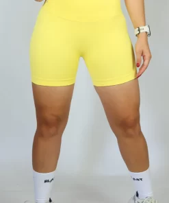 Alternative view of Blast Muse Short Yellow