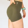 Blast Muse Short Moss Green